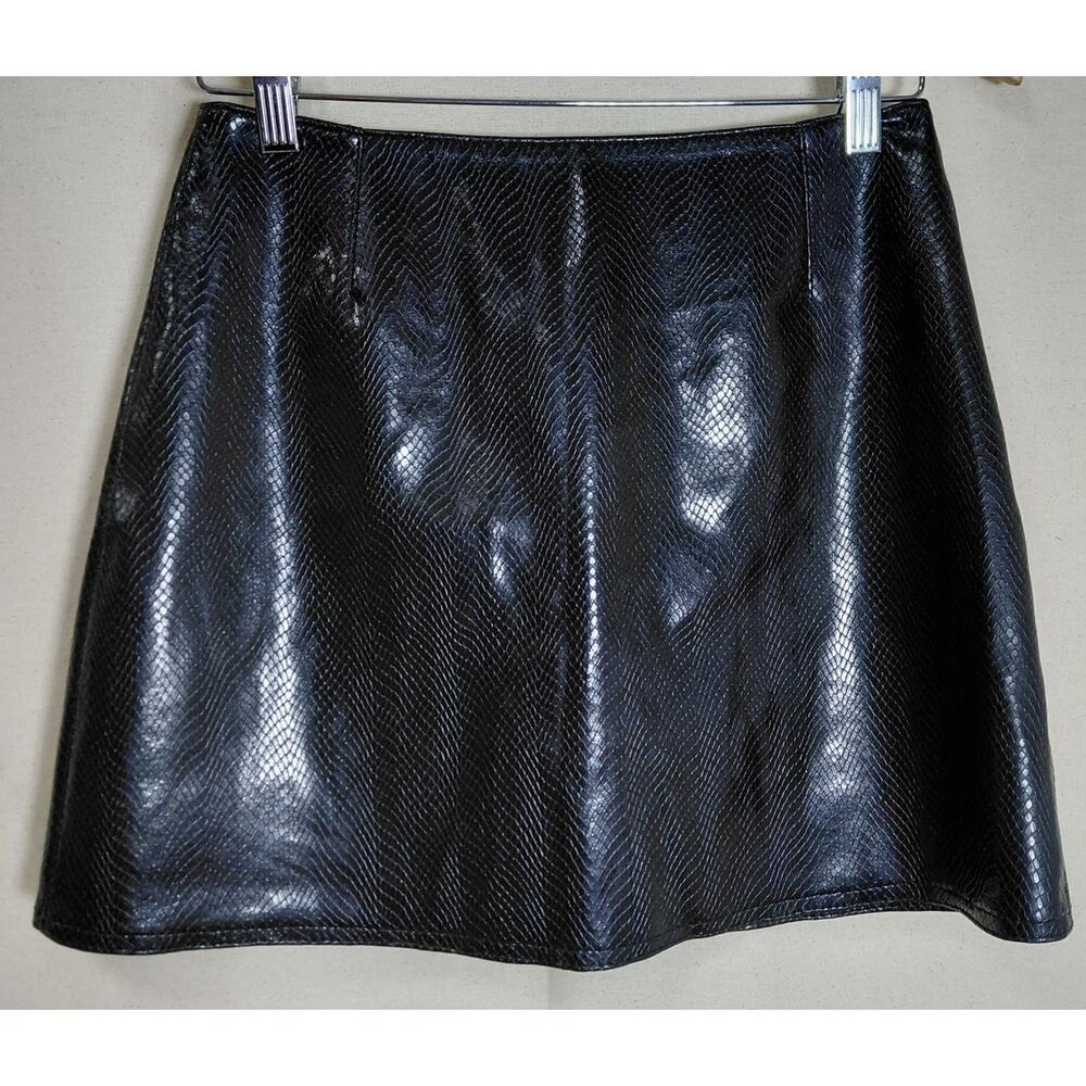 NWT OASIS Black Faux Leather Skirt Solid Lined Size UK 10 Women Size 10
